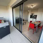 Neuf Avec Terrasse Proche Et Centre, Parking Prive Inclus - Fr-1-250-185 勒格罗-迪鲁瓦