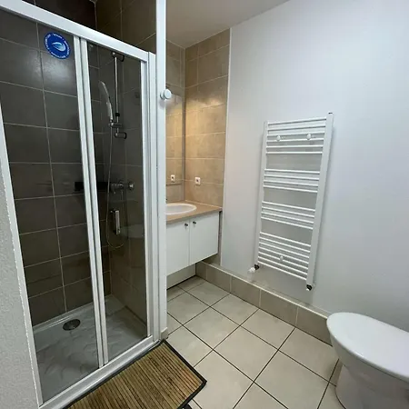 公寓 Neuf Avec Terrasse Proche Et Centre, Parking Prive Inclus - Fr-1-250-185