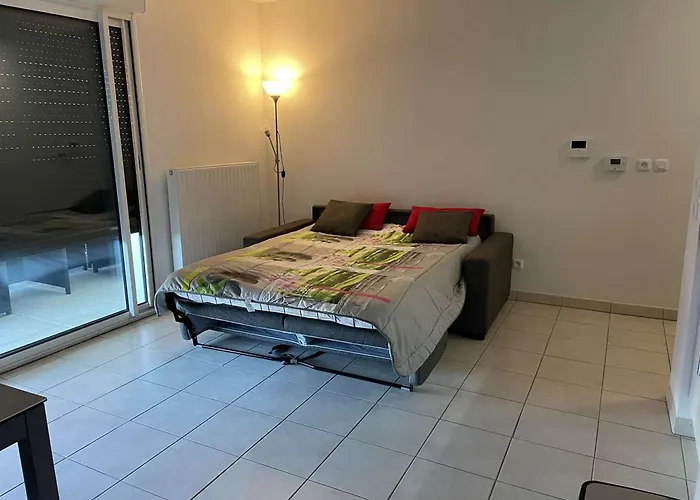 Neuf Avec Terrasse Proche Et Centre, Parking Prive Inclus - Fr-1-250-185 Daire