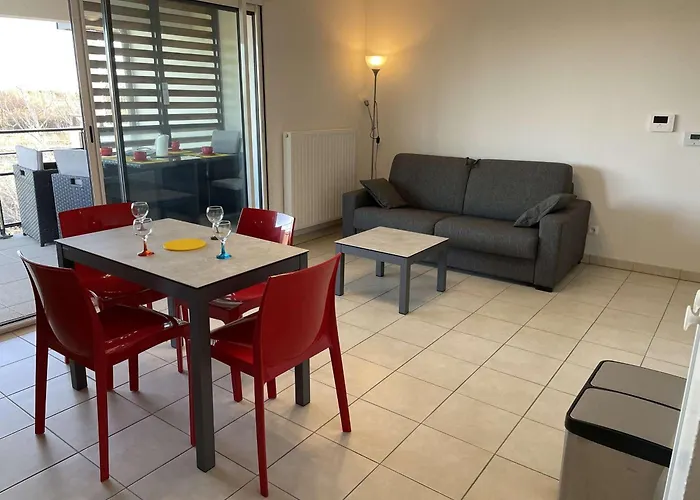Daire Neuf Avec Terrasse Proche Et Centre, Parking Prive Inclus - Fr-1-250-185